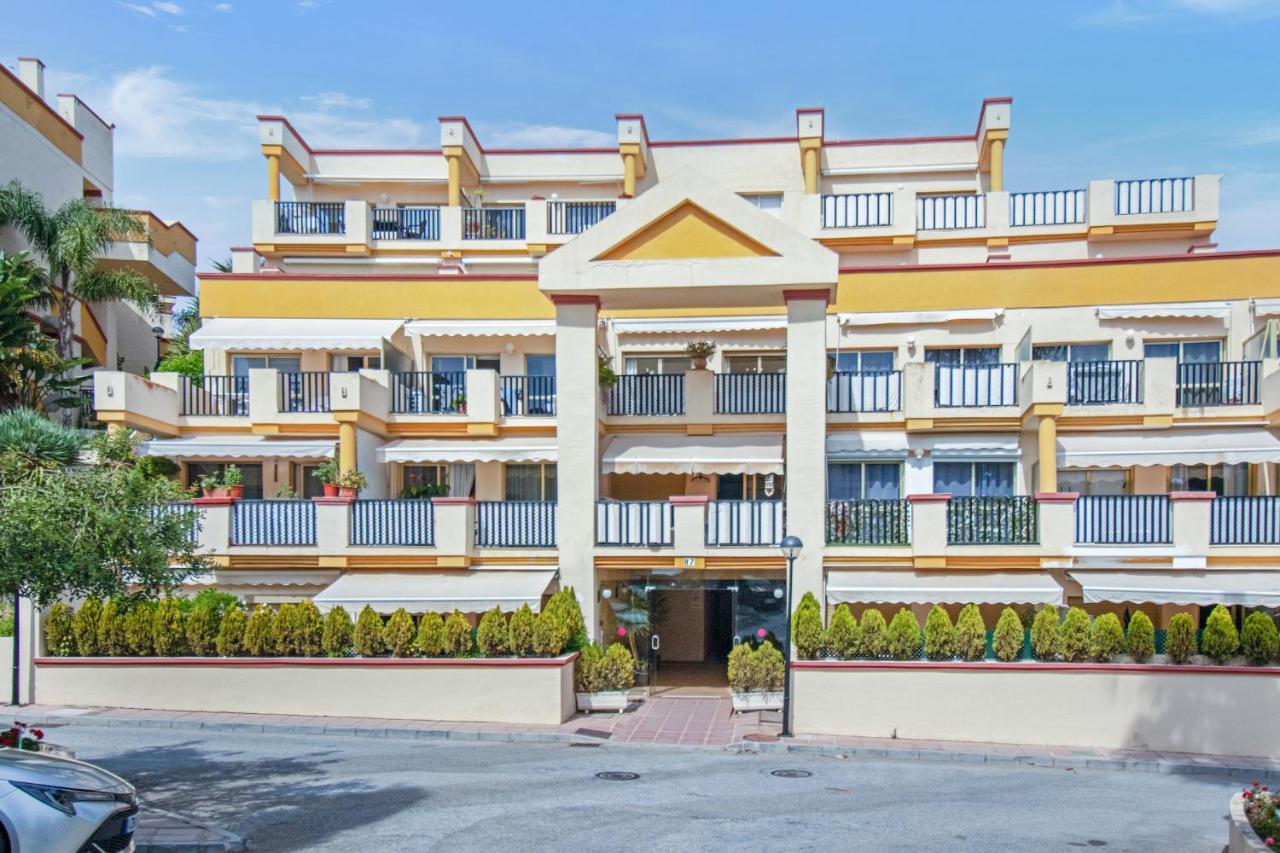 Modern Beach Apartment Romana Playa 723 In Marbella, Elviria Ngoại thất bức ảnh