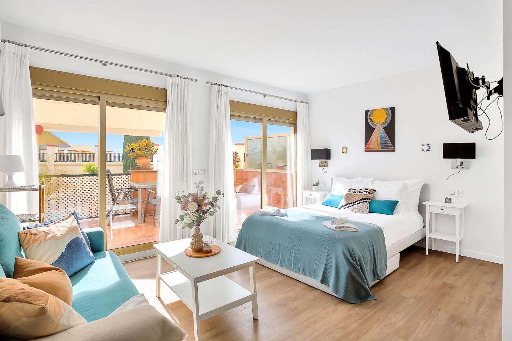 Modern Beach Apartment Romana Playa 723 In Marbella, Elviria Ngoại thất bức ảnh