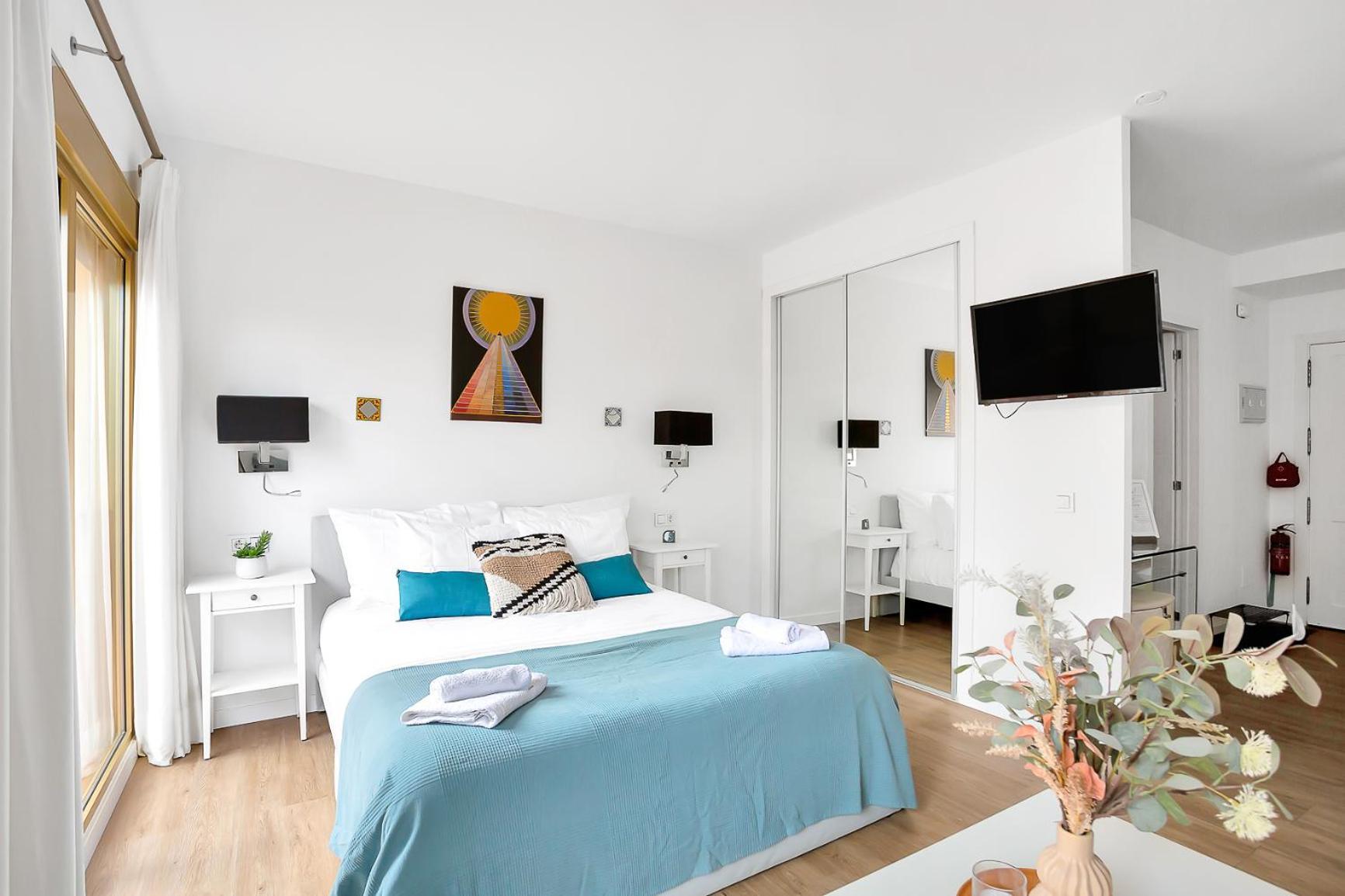 Modern Beach Apartment Romana Playa 723 In Marbella, Elviria Ngoại thất bức ảnh