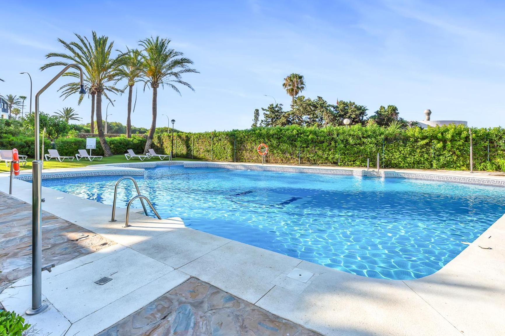 Modern Beach Apartment Romana Playa 723 In Marbella, Elviria Ngoại thất bức ảnh